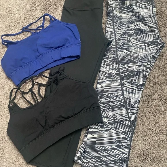 Fabletics Medium Lot - Picture 5 of 11